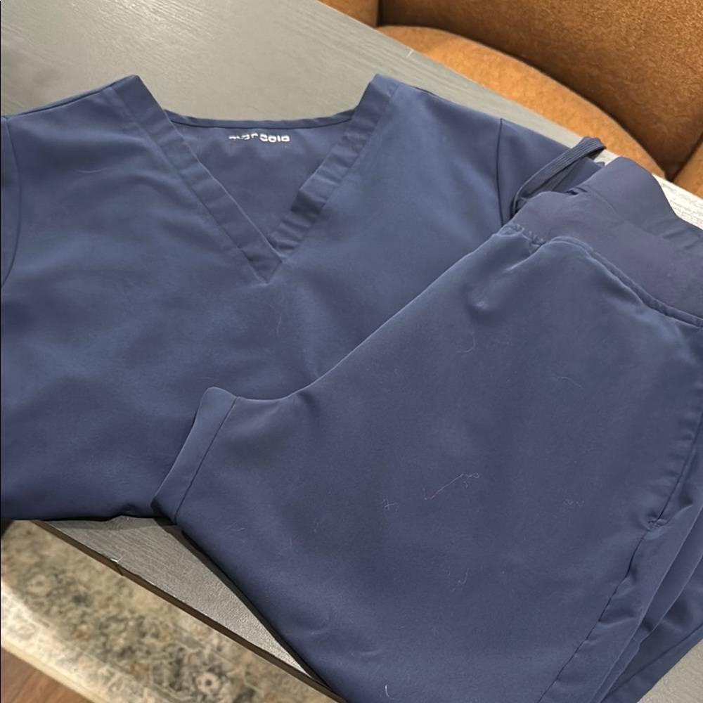 Mandala Navy Scrub Set Large Top Large Petite Jogger Bottoms